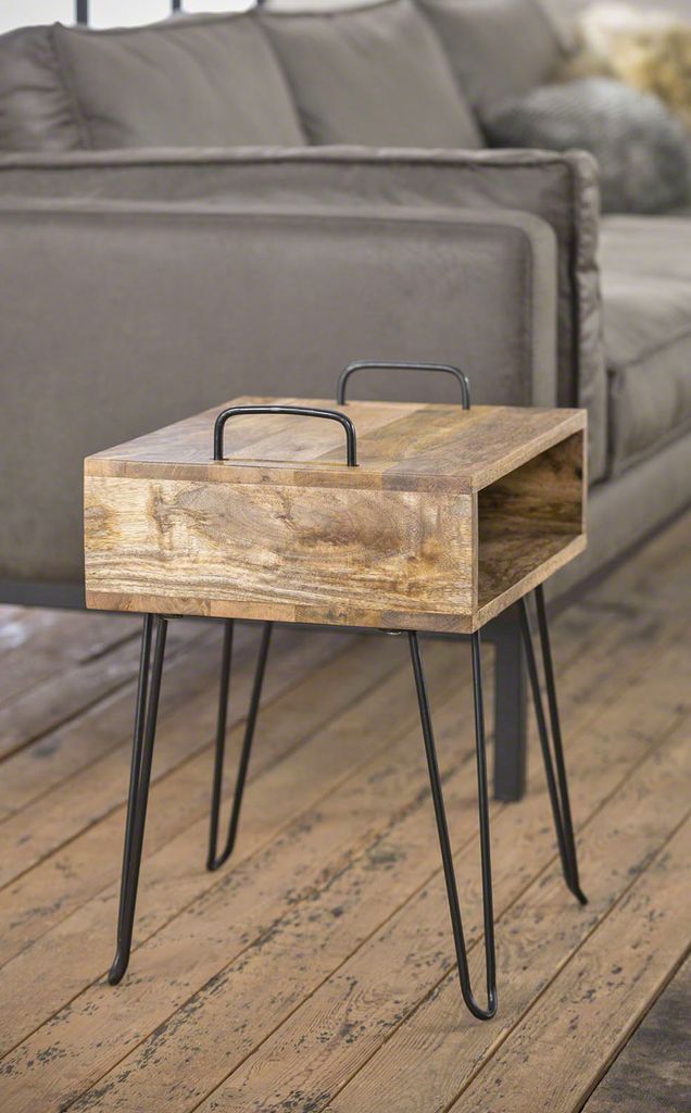 Beistelltisch VAK offenes Ablagefach aus Mangoholz mit Metallbeinen